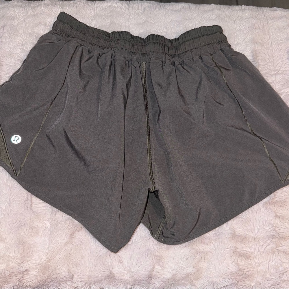 Lululemon hotty hot shorts